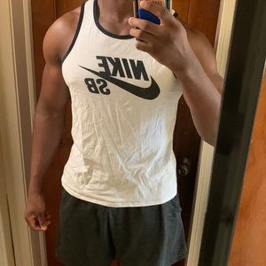 Men’s Nike SB Tank